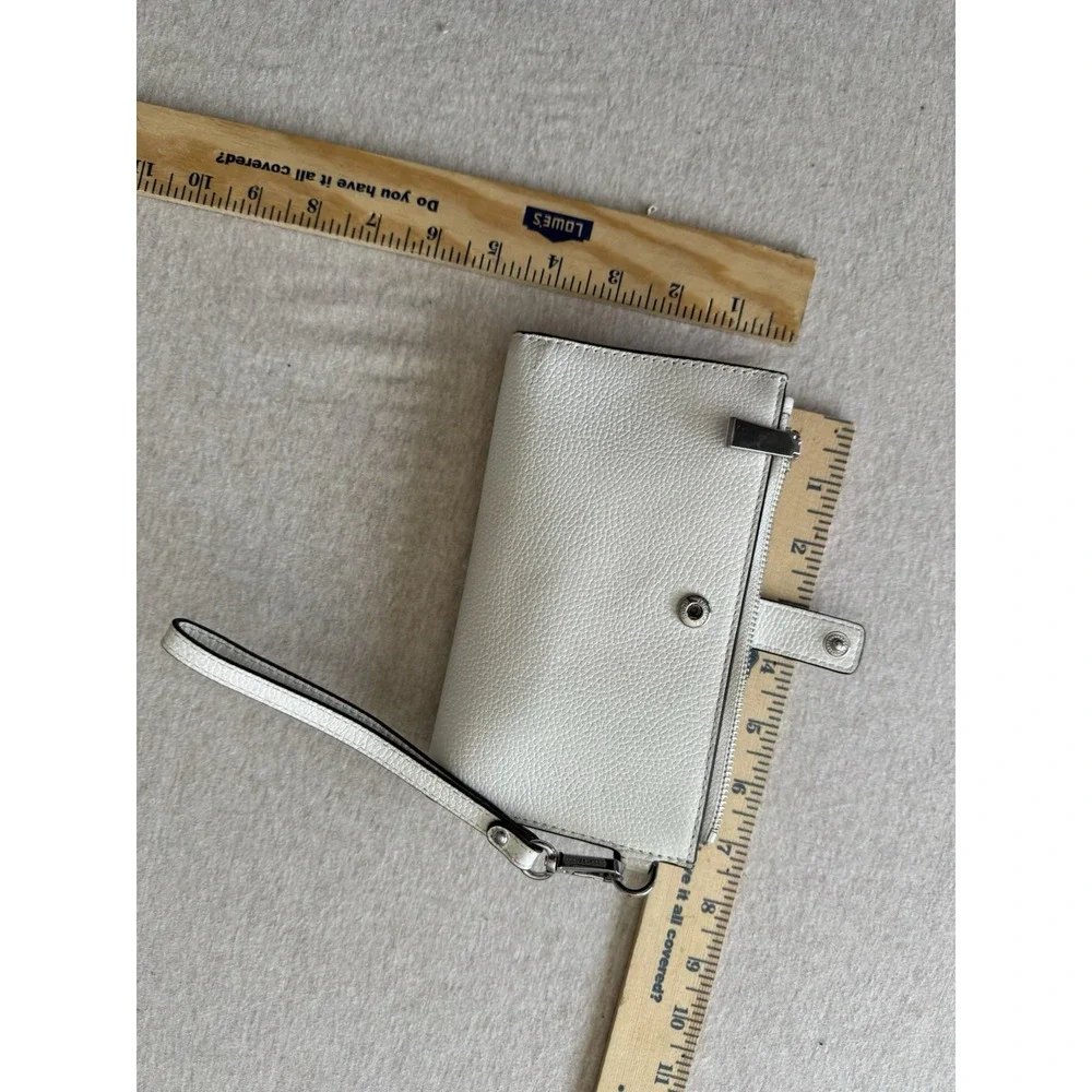 Michael Kors Wristlet Wallet Purse White